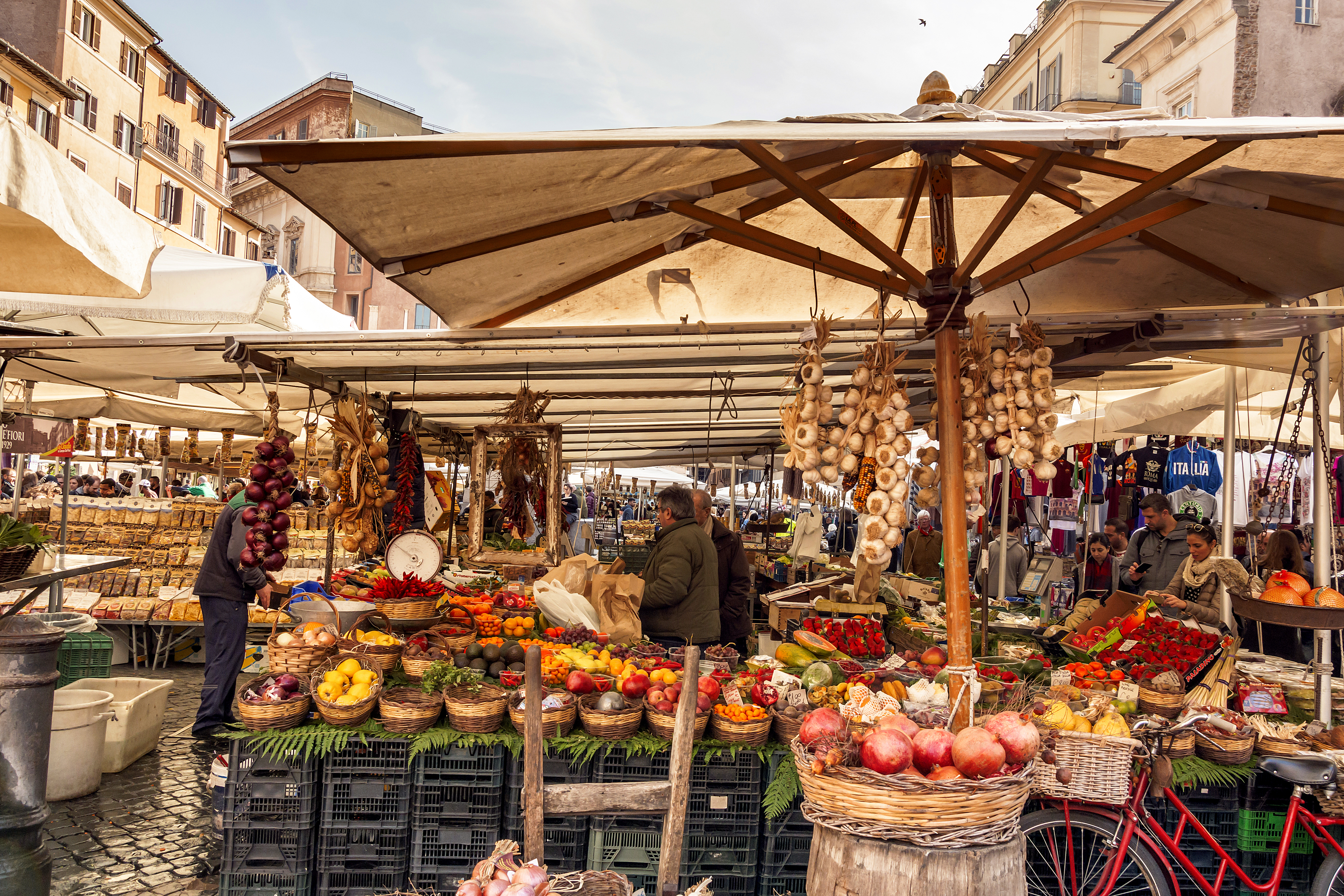 Marché du Campo dei Fiori à Rome, Italie - Grazie Gigi